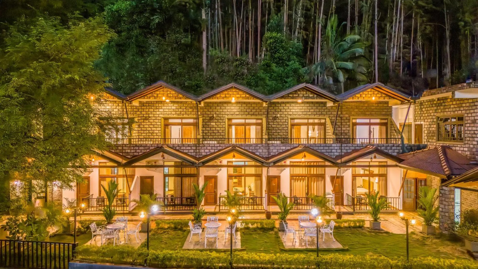 Eagle Regency Hotel Kandy